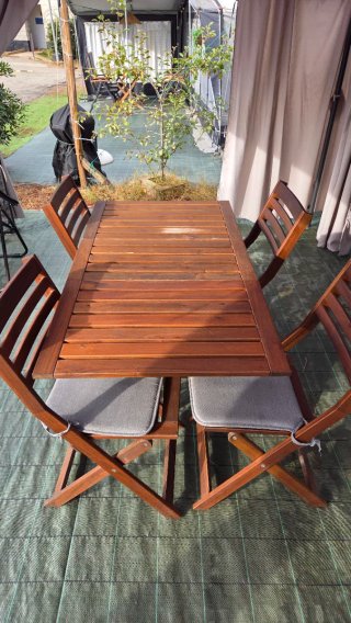 Conjunto Mesa Sillas Plegables madera de exterior