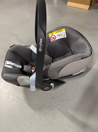 Silla Cybex recién nacido + base coche+ soportes
