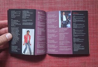 Carátula CD Michael Jackson Thriller 25