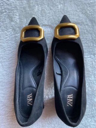 Scarpe scamosciate nere fibbia dorata ZARA 36