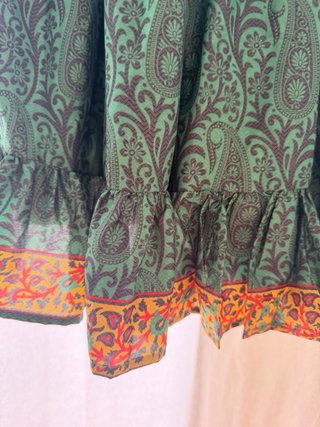 Vestido corto verde estampado bohemio