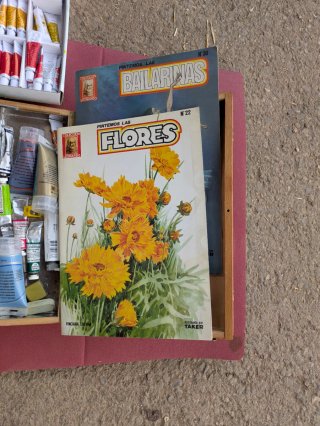 Caballete de pintor de madera con accesorios
