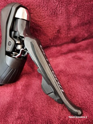 Leve Shimano Ultegra Disco R8020 2x11v -Manetas-