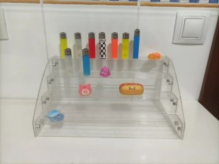 Estantería acrílica de sobremesa