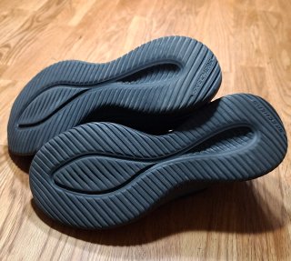 SKECHERS  Ultra Flex