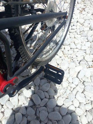 Bicicleta de montaña roja