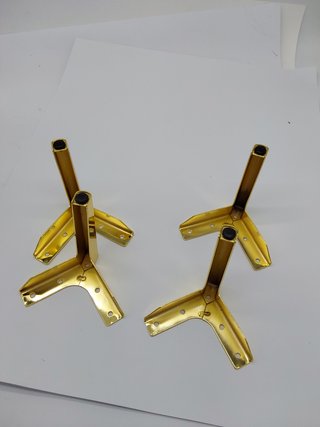Gambe in metallo per mobili da 15 cm, 4 gambe metalliche moderne triangolari per mobili