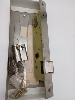 CERRADURA LINCE 5403-25 PLATEADA