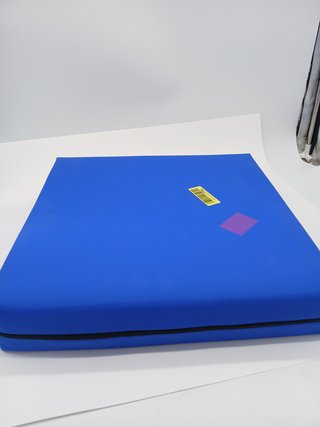 Cuscino antidecubito PEPE Mobility per sedia a rotelle (42 x 42 x 8 cm), cuscino posturale viscoelastico, blu - Prodotto in Spagna