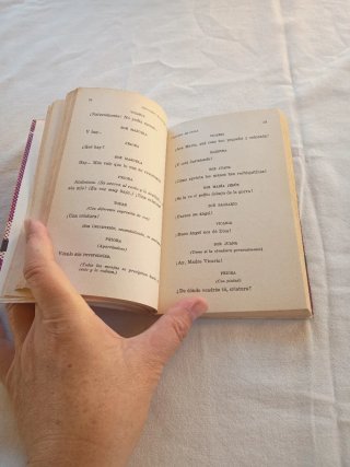 Canción de Cuna, Gregorio Martínez Sierra, Austral