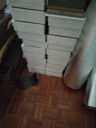 Suelo laminado Roble Banff AC5 8mm lote 26 cajas