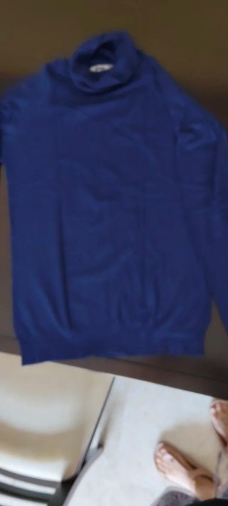 Lote de 3 jerseys cuello alto azul con botones do