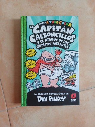 El Capitán Calzoncillos y el ataque de los retr...