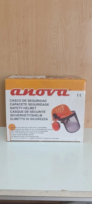 Casco de seguridad ANOVA con visor y orejeras