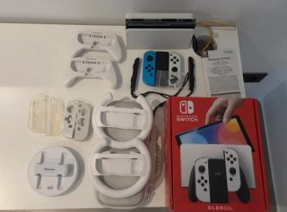 Nintendo Switch OLED Azul y Blanco