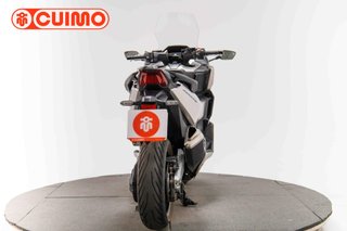 HONDA FORZA 750