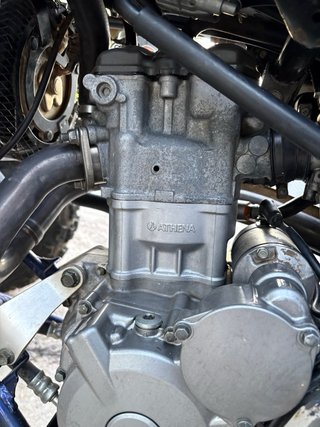 Suzuki LT-Z400 Quad Blanco y Azul