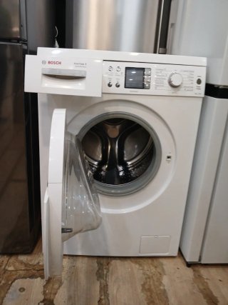 Nevera Hotpoint y Lavadora Bosch