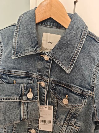 Cazadora vaquera Mango