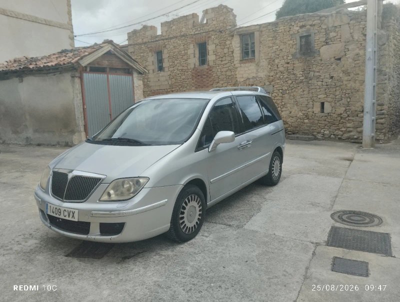 Lancia Phedra 2004 - foto 1