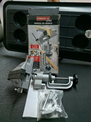 Tornillo de banco Powerfix Profi