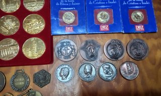 Lote de medallas conmemorativas