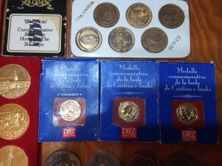 Lote de medallas conmemorativas
