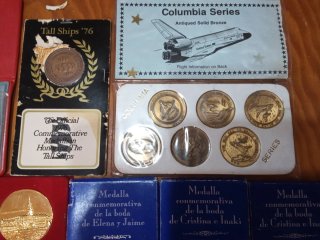 Lote de medallas conmemorativas