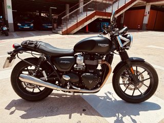 Triumph Street Twin 900 Unico propietario