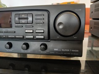 Equipo Sonido Aiwa GE-Z9100 y altavoces.