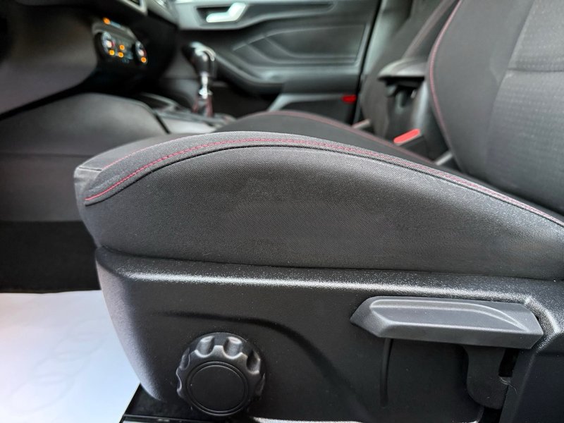 Ford Focus 1.5 Ecoboost S-T Line 2019, foto 9
