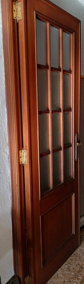 2Puertas madera con cristal.Recoger en casa.