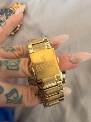 Relojes Festina y Lotus Oro vendo a 150 cada uno