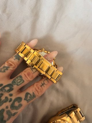 Relojes Festina y Lotus Oro vendo a 150 cada uno