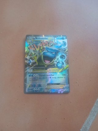 Cartas Pokémon V, VMAX, Mega