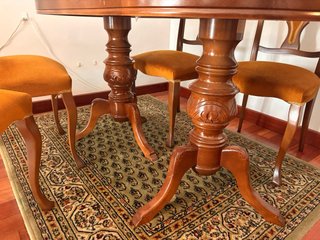 Mesa comedor extensible y 4 sillas