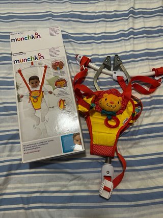 Saltador para bebé Munchkin Bounce & Play