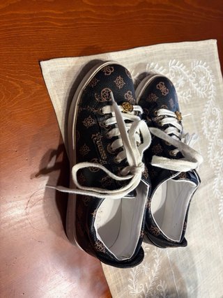 Zapatillas Guess Mujer Talla 39 Marrón/Negro