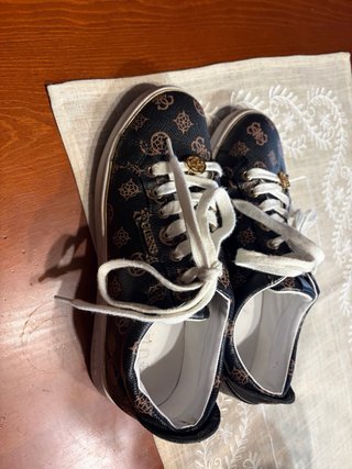 Zapatillas Guess Mujer Talla 39 Marrón/Negro