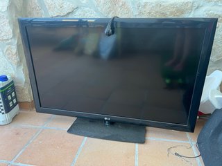 Pantalla LG TV para piezas (no funciona)