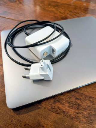 MacBook Pro M1 256GB Gris Espacial 2020