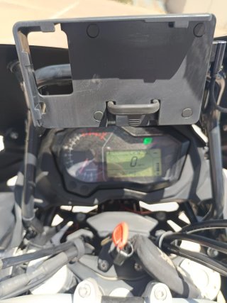 Benelli TRK 502 Negra/Gris