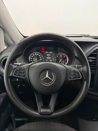 Mercedes-Benz Vito Mixto 114 CDI Larga 100 kW (136 CV)