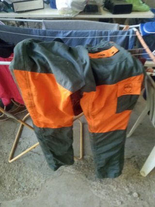 Pantalón anticorte Talla L