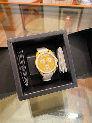 Omega x Swatch Mission to the Sun - full eclipse