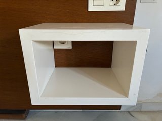 Cabecero de cama madera y mesitas