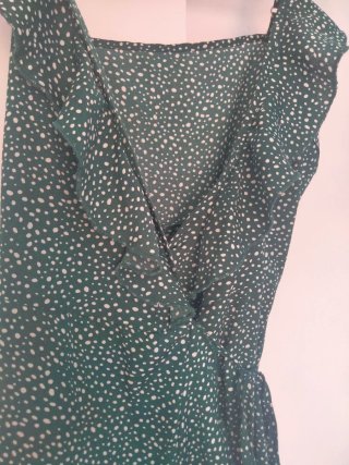 Vestido Shein lunares verde talla S