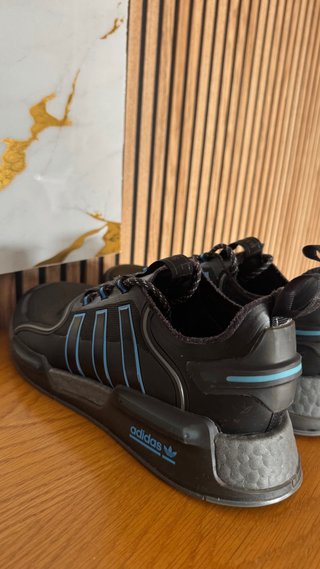Adidas NMD/R1 Negras y Azules Talla 44 2/3