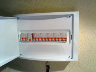 ELECTRICISTA instalador: Acometida, Derivación
