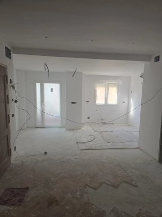 Asemos reformas en general y electricida